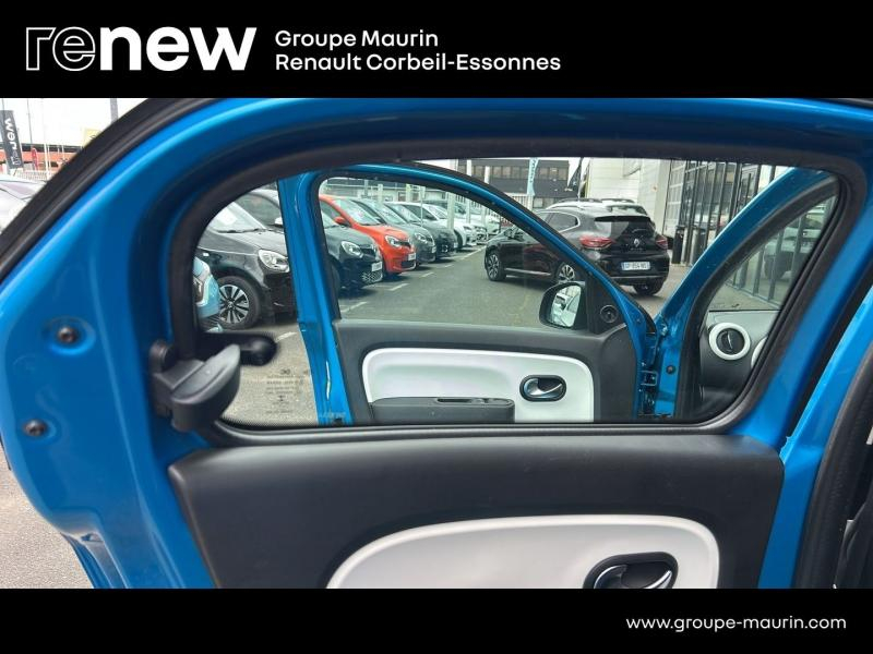 Photo 18 de l’annonce de RENAULT Twingo d’occasion à vendre à CORBEIL-ESSONNES