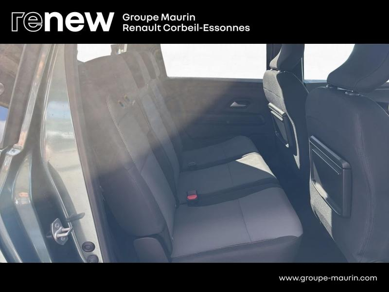 Photo 17 de l’annonce de DACIA Jogger d’occasion à vendre à CORBEIL-ESSONNES