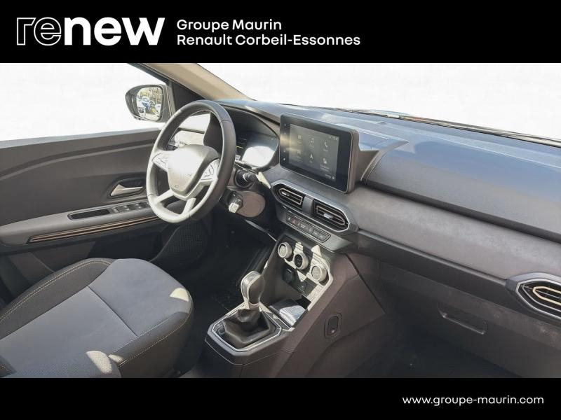 Photo 19 de l’annonce de DACIA Jogger d’occasion à vendre à CORBEIL-ESSONNES