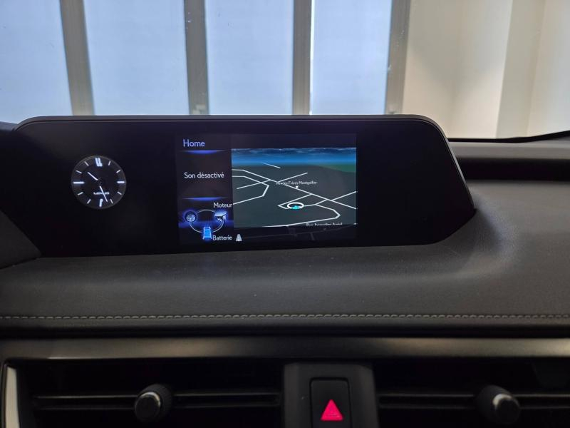 Photo 6 de l’annonce de LEXUS UX d’occasion à vendre à AUBIÈRE