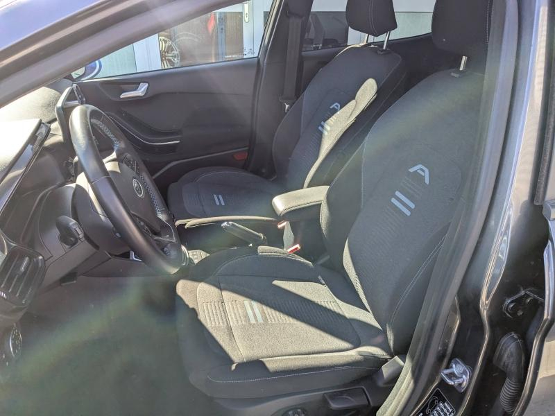 Photo 15 de l’annonce de FORD Fiesta d’occasion à vendre à DRAGUIGNAN