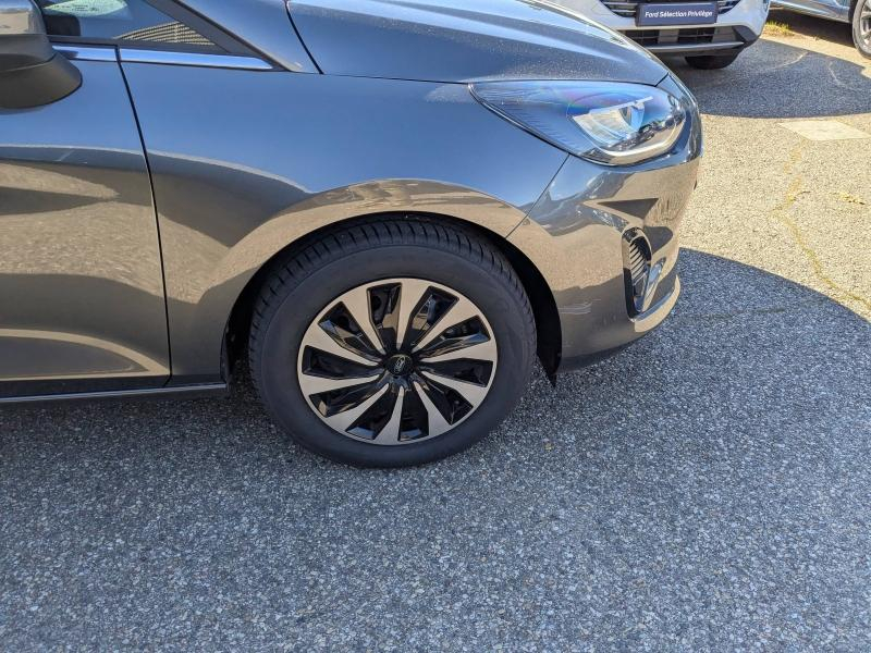 Photo 5 de l’annonce de FORD Fiesta d’occasion à vendre à AVIGNON