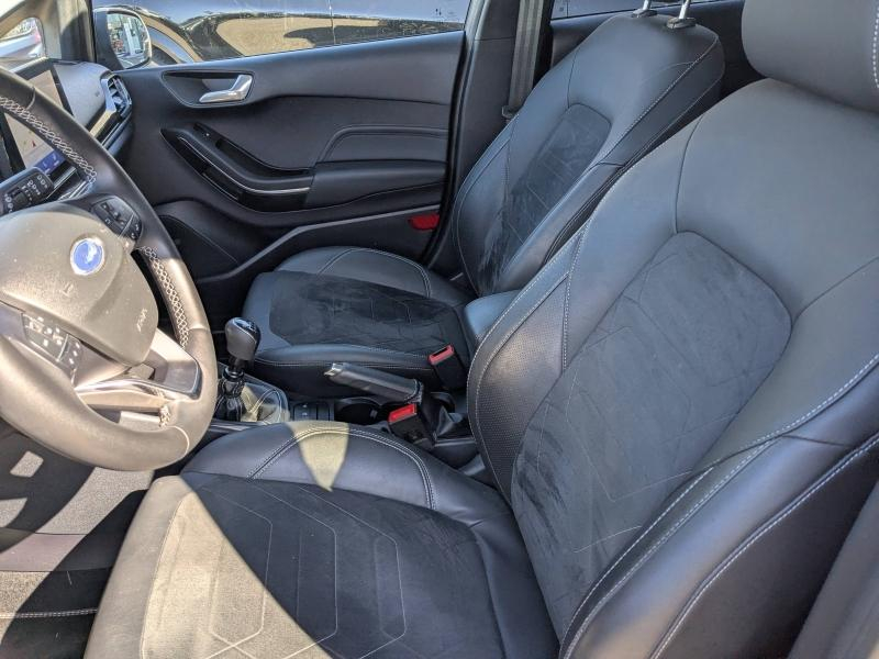 Photo 7 de l’annonce de FORD Fiesta d’occasion à vendre à AVIGNON