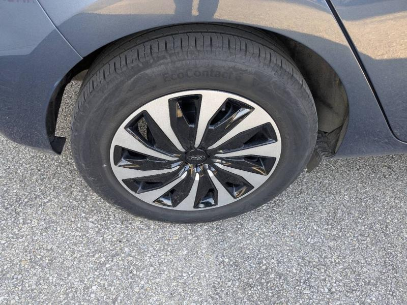 Photo 19 de l’annonce de FORD Fiesta d’occasion à vendre à MARSEILLE