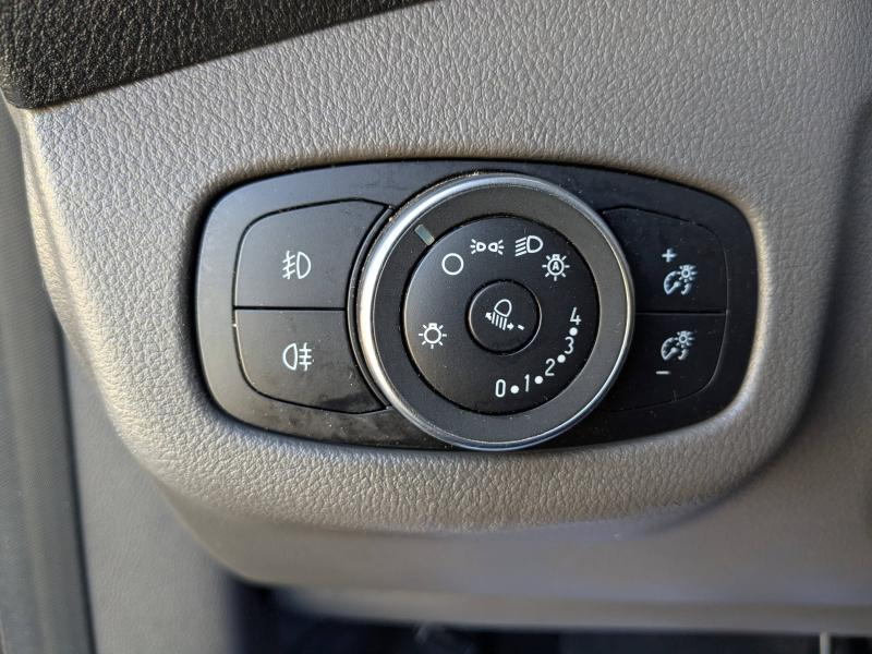 Photo 10 de l’annonce de FORD Transit Connect VUL d’occasion à vendre à LA VALETTE