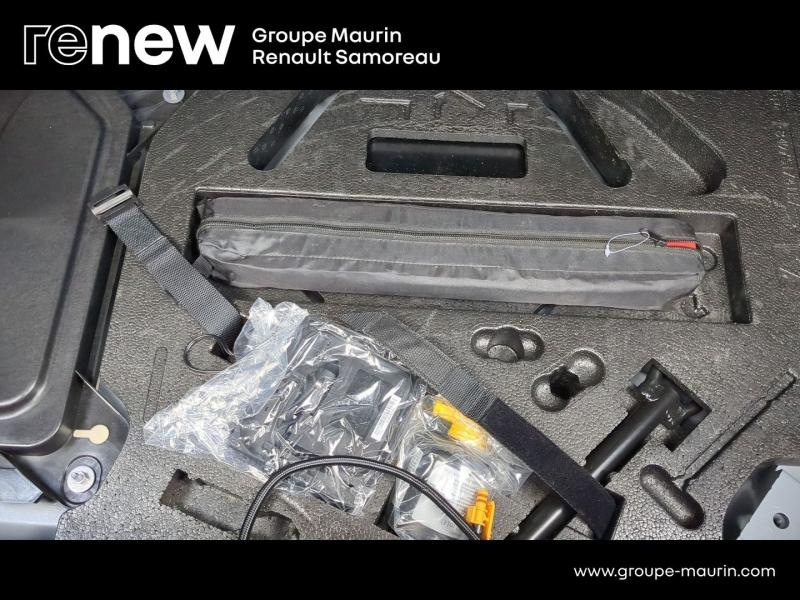 Photo 10 de l’annonce de RENAULT Clio d’occasion à vendre à SAMOREAU