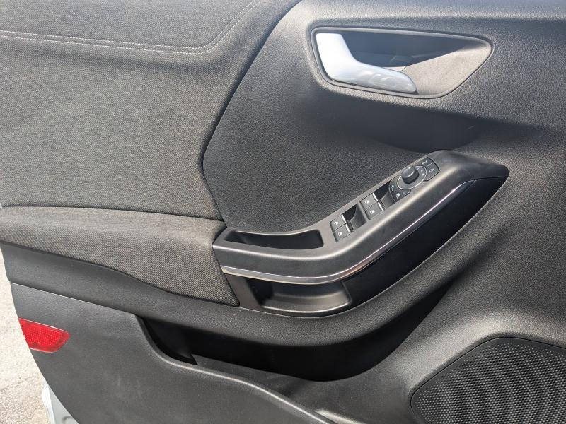 Photo 7 de l’annonce de FORD Puma d’occasion à vendre à GAP