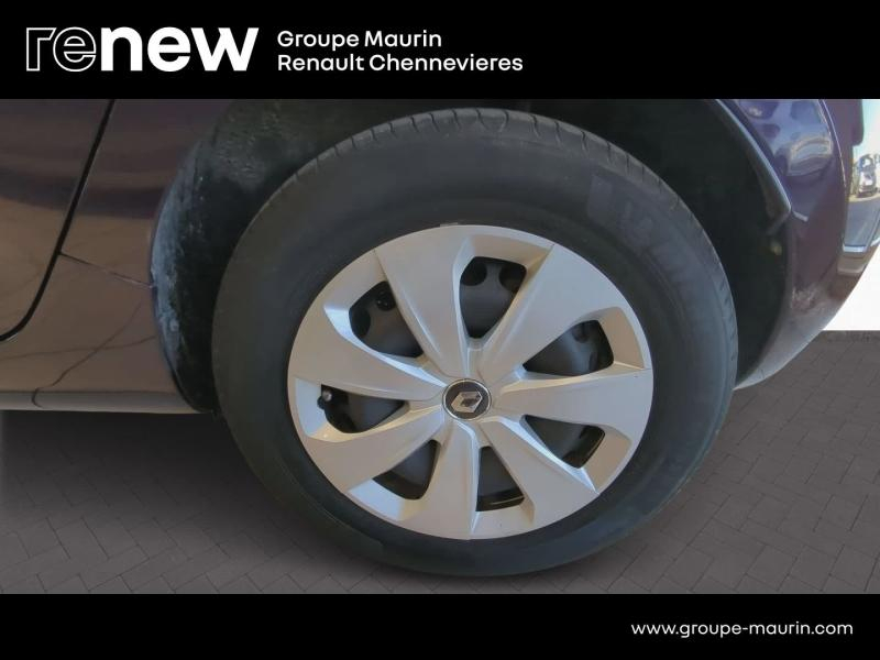 Photo 14 de l’annonce de RENAULT Zoe d’occasion à vendre à CHENNEVIÈRES-SUR-MARNE