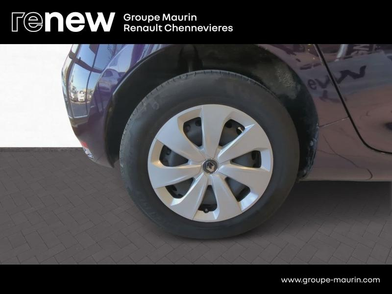 Photo 17 de l’annonce de RENAULT Zoe d’occasion à vendre à CHENNEVIÈRES-SUR-MARNE