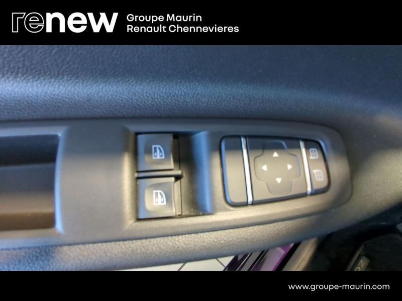 Photo 19 de l’annonce de RENAULT Zoe d’occasion à vendre à CHENNEVIÈRES-SUR-MARNE