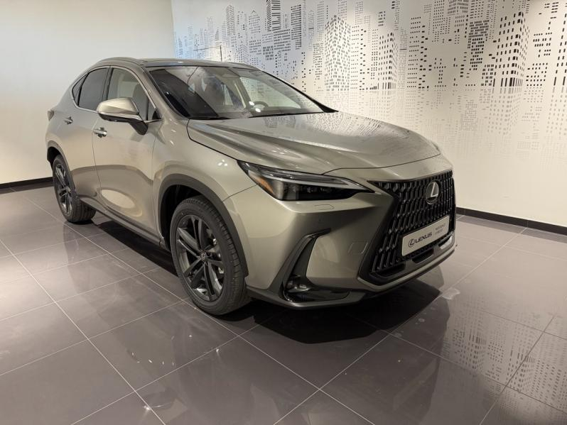 Photo 3 de l’annonce de LEXUS NX d’occasion à vendre à LATTES