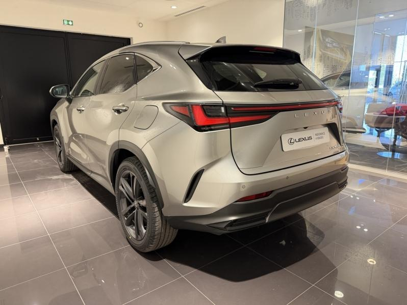 Photo 4 de l’annonce de LEXUS NX d’occasion à vendre à LATTES