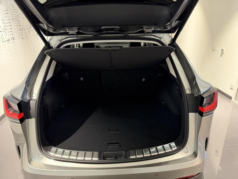 Photo 19 de l’annonce de LEXUS NX d’occasion à vendre à LATTES