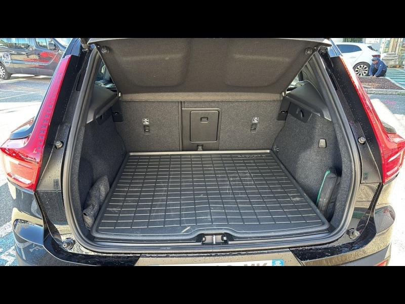 Photo 7 de l’annonce de VOLVO XC40 d’occasion à vendre à FRÉJUS