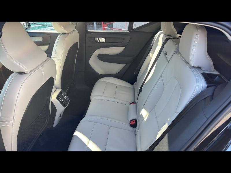 Photo 19 de l’annonce de VOLVO XC40 d’occasion à vendre à FRÉJUS
