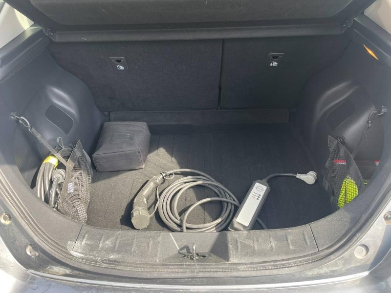 Photo 16 de l’annonce de NISSAN Leaf d’occasion à vendre à GRENOBLE