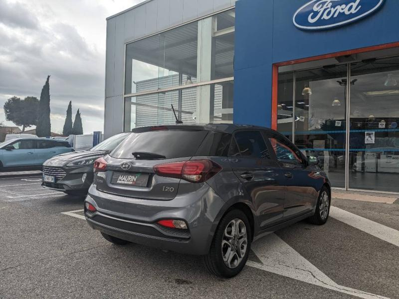 Photo 4 de l’annonce de HYUNDAI i20 d’occasion à vendre à VITROLLES