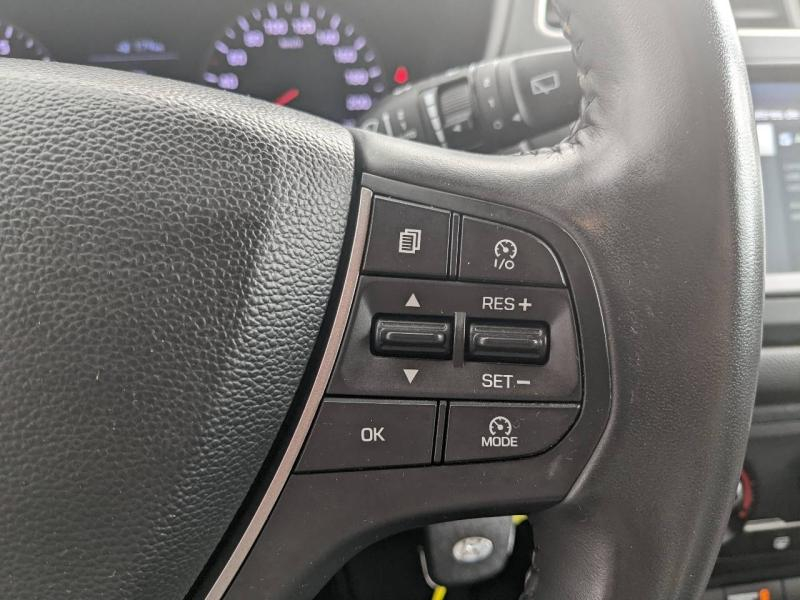 Photo 11 de l’annonce de HYUNDAI i20 d’occasion à vendre à VITROLLES