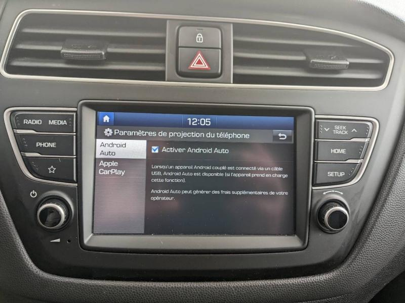 Photo 12 de l’annonce de HYUNDAI i20 d’occasion à vendre à VITROLLES