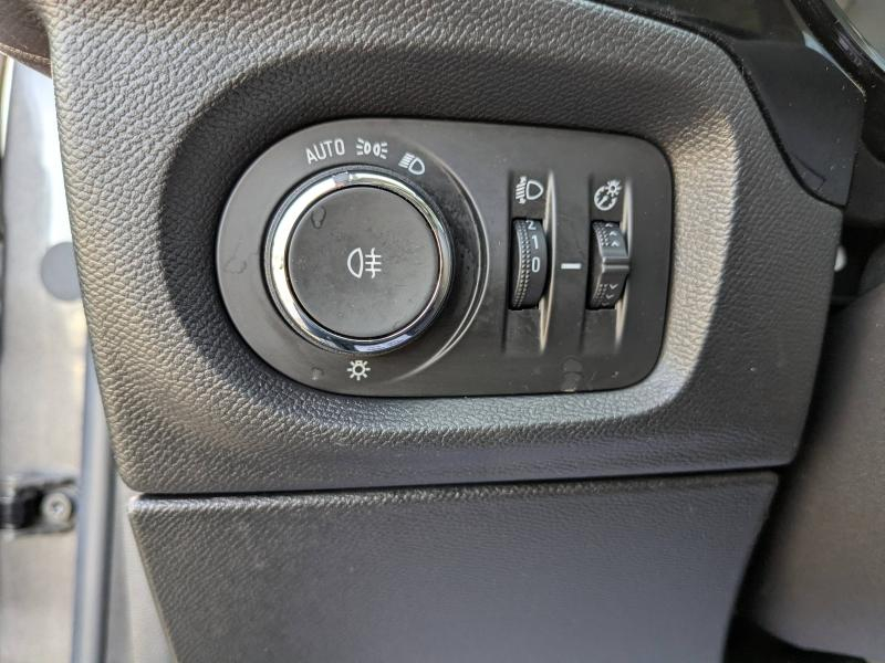 Photo 9 de l’annonce de OPEL Corsa d’occasion à vendre à LA VALETTE