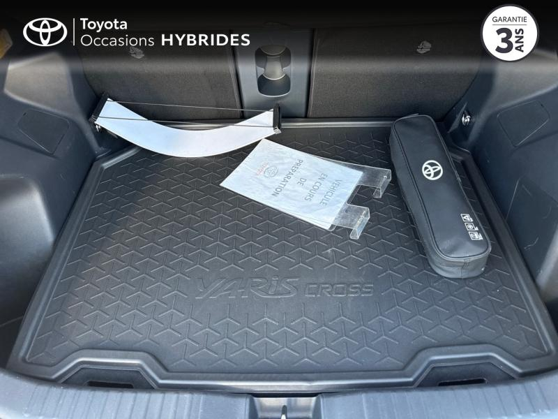 Photo 10 de l’annonce de TOYOTA Yaris Cross d’occasion à vendre à MONTFAVET