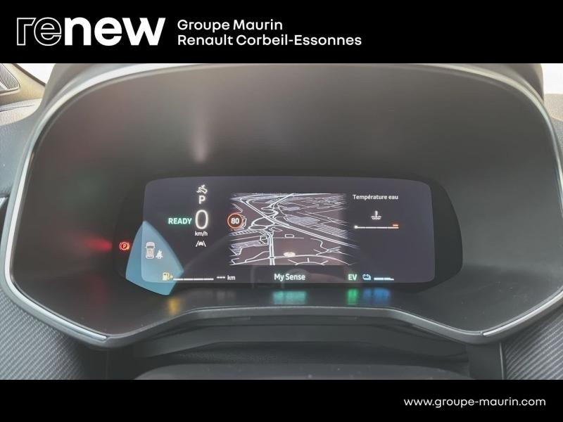 Photo 20 de l’annonce de RENAULT Clio d’occasion à vendre à CORBEIL-ESSONNES