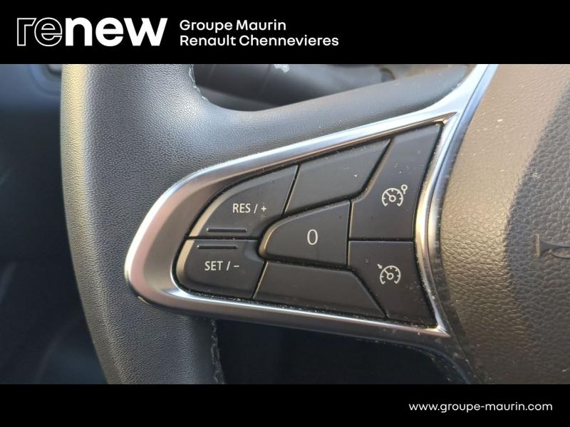 Photo 15 de l’annonce de RENAULT Captur d’occasion à vendre à CHENNEVIÈRES-SUR-MARNE