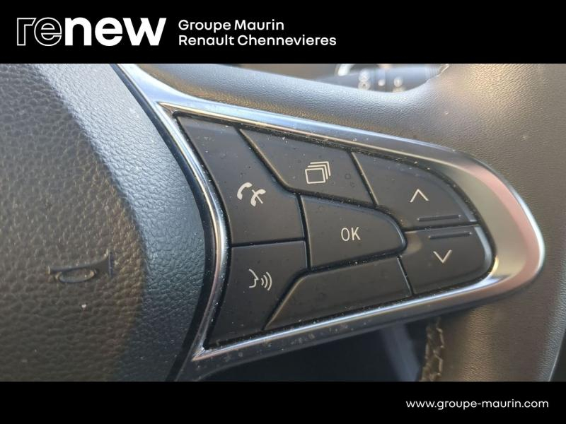 Photo 16 de l’annonce de RENAULT Captur d’occasion à vendre à CHENNEVIÈRES-SUR-MARNE