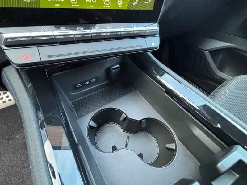 Photo 20 de l’annonce de RENAULT Austral d’occasion à vendre à CHENNEVIÈRES-SUR-MARNE