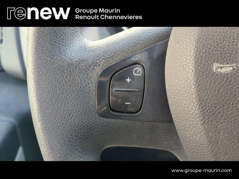 Photo 12 de l’annonce de RENAULT Trafic Fg VUL d’occasion à vendre à CHENNEVIÈRES-SUR-MARNE