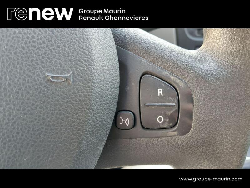 Photo 13 de l’annonce de RENAULT Trafic Fg VUL d’occasion à vendre à CHENNEVIÈRES-SUR-MARNE