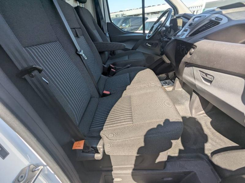 Photo 12 de l’annonce de FORD Transit Custom Fg VUL d’occasion à vendre à FRÉJUS