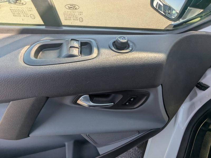 Photo 13 de l’annonce de FORD Transit Custom Fg VUL d’occasion à vendre à FRÉJUS