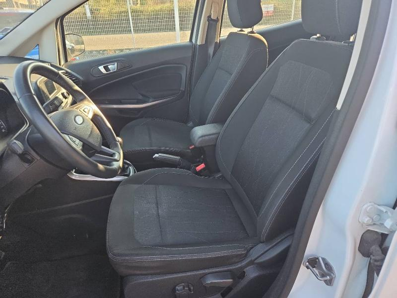 Photo 9 de l’annonce de FORD EcoSport d’occasion à vendre à ALÈS