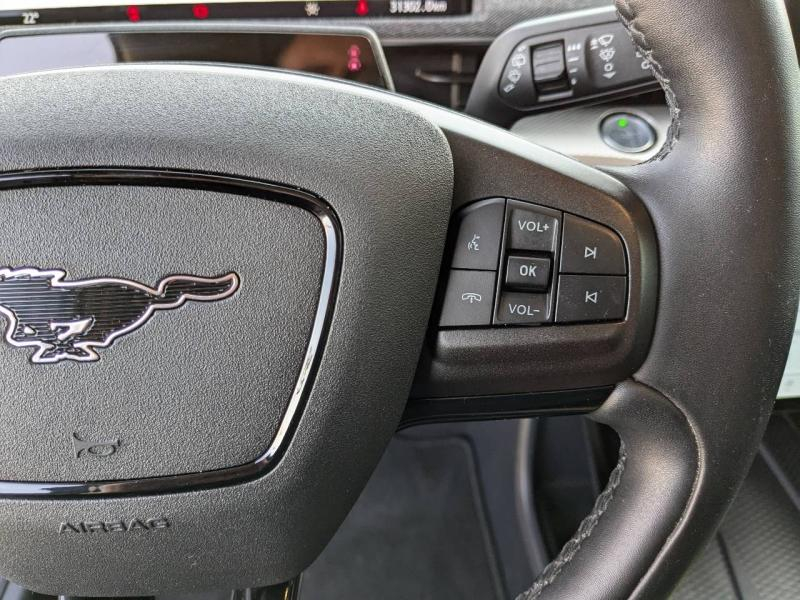 Photo 10 de l’annonce de FORD Mustang Mach-E d’occasion à vendre à VITROLLES