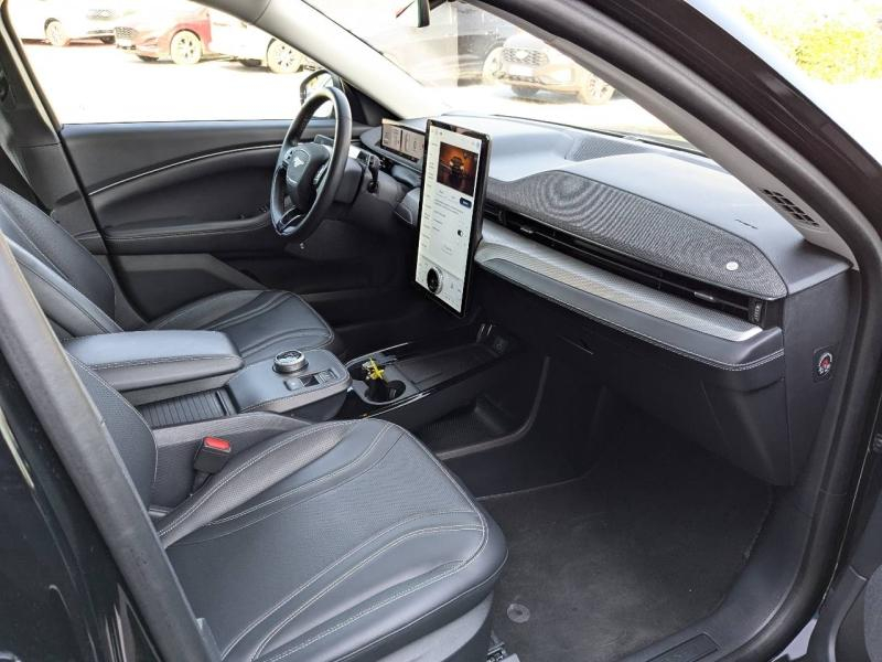 Photo 15 de l’annonce de FORD Mustang Mach-E d’occasion à vendre à VITROLLES