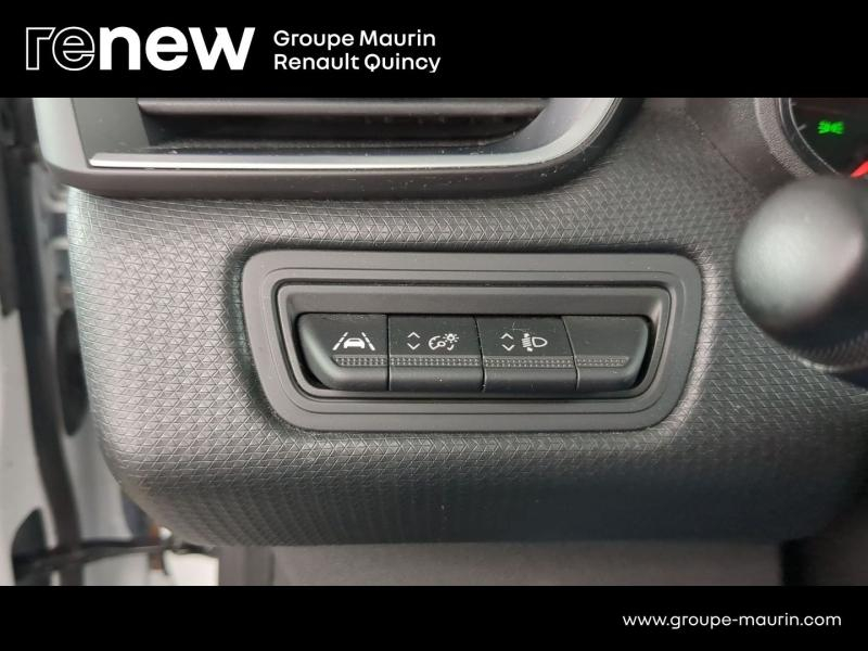 Photo 14 de l’annonce de RENAULT Clio d’occasion à vendre à QUINCY-SOUS-SÉNART