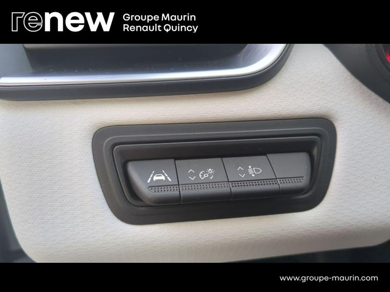 Photo 17 de l’annonce de RENAULT Clio d’occasion à vendre à QUINCY-SOUS-SÉNART