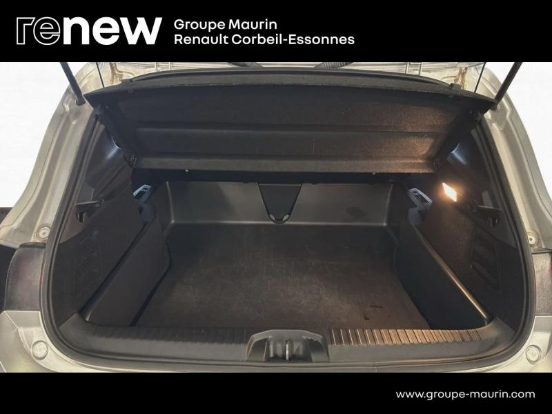 Photo 12 de l’annonce de RENAULT Clio d’occasion à vendre à CORBEIL-ESSONNES