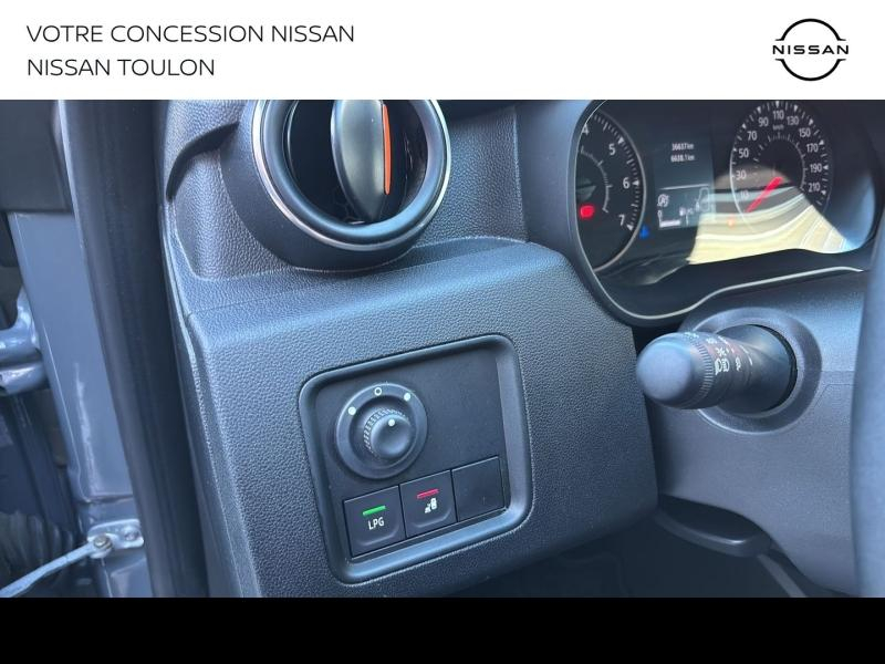 Photo 14 de l’annonce de DACIA Duster d’occasion à vendre à TOULON