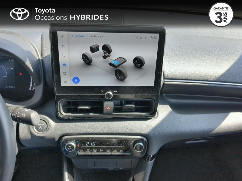 Photo 15 de l’annonce de TOYOTA Yaris d’occasion à vendre à ARLES