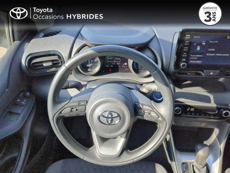 Photo 13 de l’annonce de TOYOTA Yaris d’occasion à vendre à ARLES