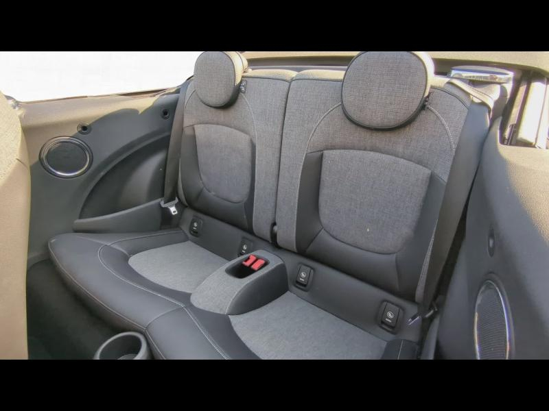 Photo 13 de l’annonce de MINI Cabrio d’occasion à vendre à NÎMES