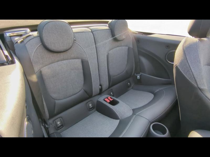 Photo 14 de l’annonce de MINI Cabrio d’occasion à vendre à NÎMES