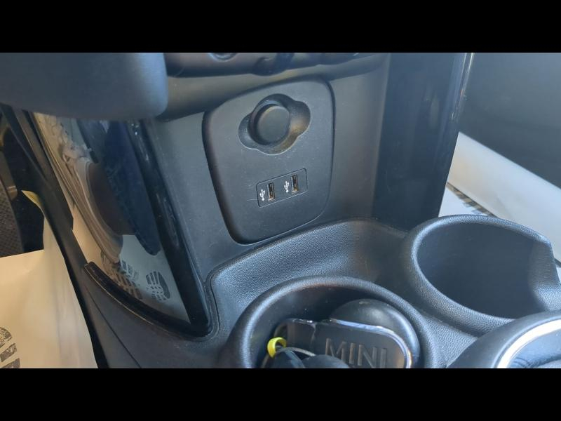 Photo 19 de l’annonce de MINI Cabrio d’occasion à vendre à NÎMES