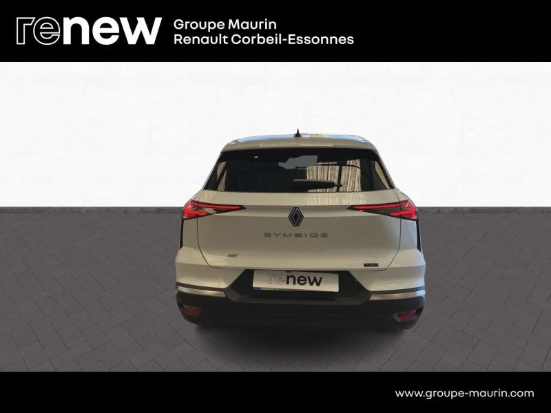 Photo 6 de l’annonce de RENAULT  d’occasion à vendre à CORBEIL-ESSONNES