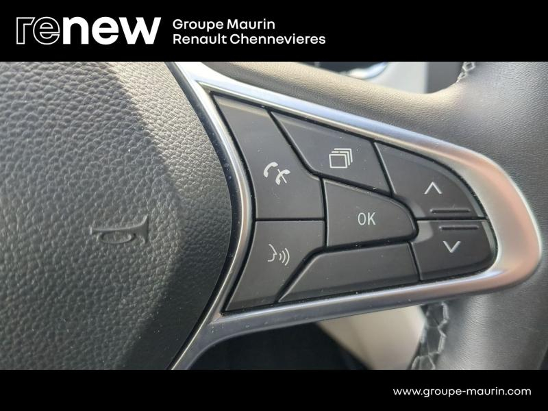 Photo 16 de l’annonce de RENAULT Clio d’occasion à vendre à CHENNEVIÈRES-SUR-MARNE