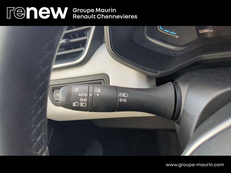 Photo 17 de l’annonce de RENAULT Clio d’occasion à vendre à CHENNEVIÈRES-SUR-MARNE