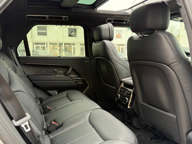 Photo 19 de l’annonce de LAND-ROVER Range Rover Sport d’occasion à vendre à AIX-EN-PROVENCE