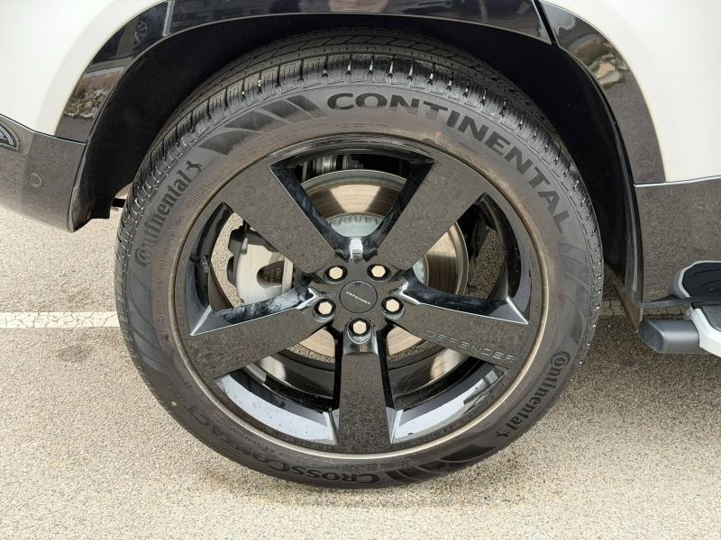 Photo 10 de l’annonce de LAND-ROVER Defender d’occasion à vendre à AIX-EN-PROVENCE